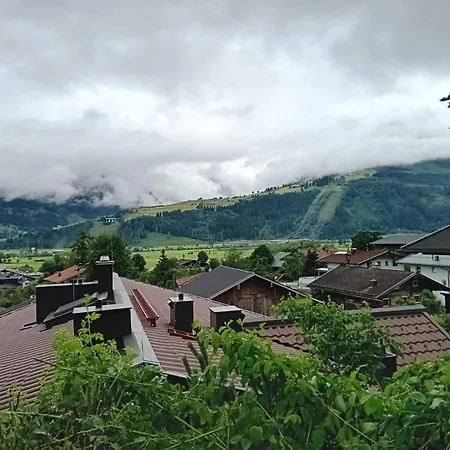 Kitz Delux Apartamento